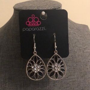Paparazzi earrings